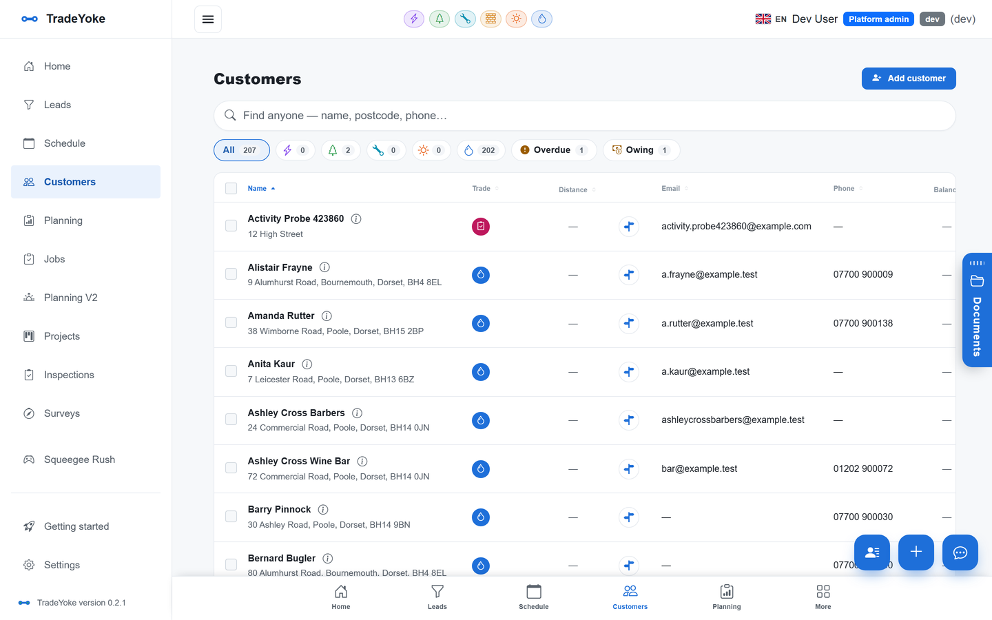 TradeYoke customers list with trade, distance, balance and owing status